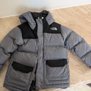 The North Face Kid's Black and Grey winter Coat Size 4T
